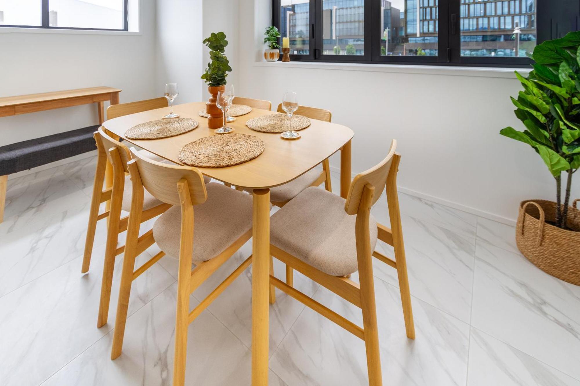 Modern City Lifestyle: 2 Bedroom 1 Bath 基督城 外观 照片